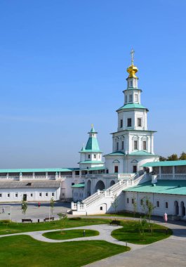 Kudüs'e giriş giriş kapısı kilise kale duvarı ve kuleleri mimar Yakov Bukhvostov başkanlığında aynı zamanda inşa edildi. Rusya, Istra, Eylül 2018