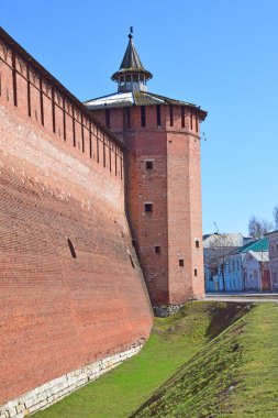 Kolomna Kremlin 1525-1531 yılında Çar Vasily III emriyle inşa edilmiştir. Rusya, Kolomna, Nisan 2019.