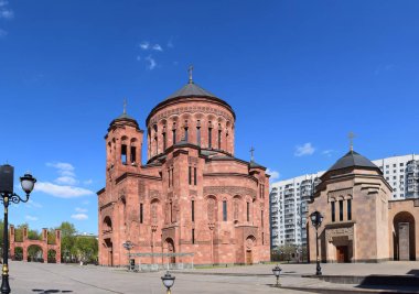 Rab'bin Transfigürasyonu Katedrali, 2013 yılında açılan Ermeni tapınak kompleksinin bir parçasıdır. Mimar Artak Gülyan. Rusya, Moskova, Nisan 2019.