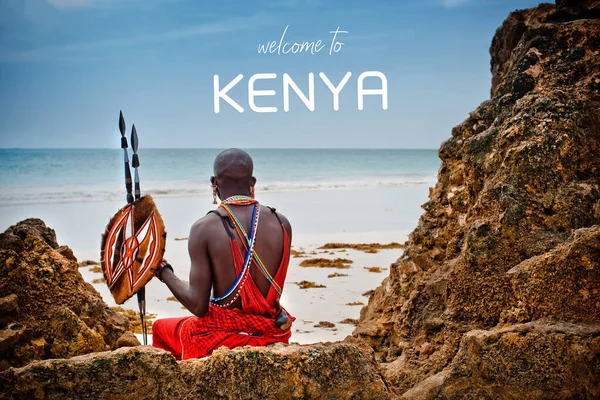 Retrato de um guerreiro Maasai . — Fotografia de Stock