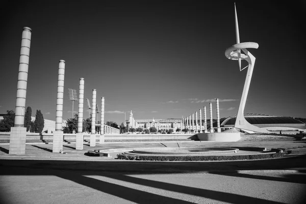 Fekete-fehér infravörös photo, Spanyolország, Barcelona, Plaza, Európa — Stock Fotó