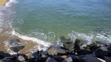 açık bir günde plaj alanı