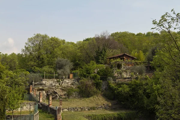 Piemonte: Pavone Canavese peremén — Stock Fotó