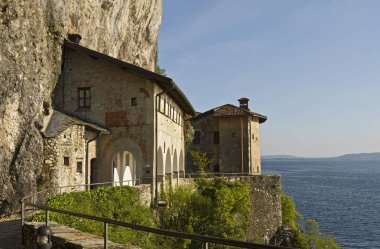 Santa Caterina del Sasso Hermitage
