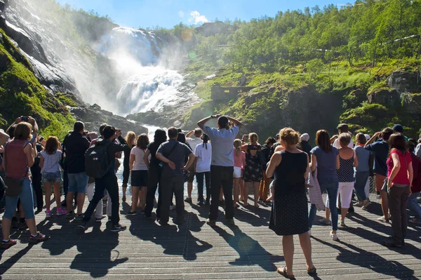 Myrdal Flam Noruega Julho 2018 Uma Parada Cachoeira Kjosfossen Uma — Fotografia de Stock