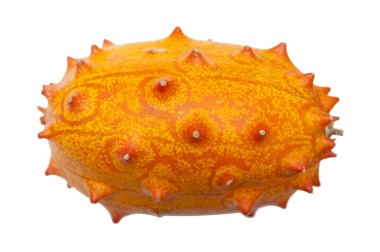Beyaz arka plan üzerinde izole taze kiwano