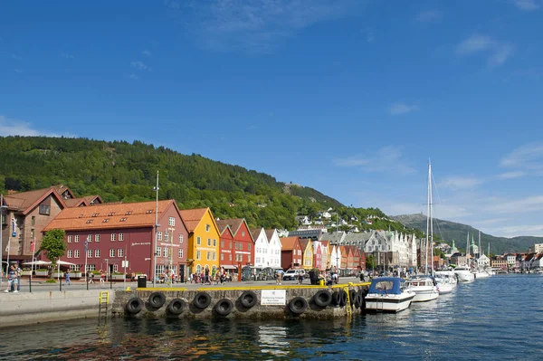 Bergen Norge Juli 2018 Bryggen Hanseatic Kommersiella Byggnader Ingår Unesco — Stockfoto