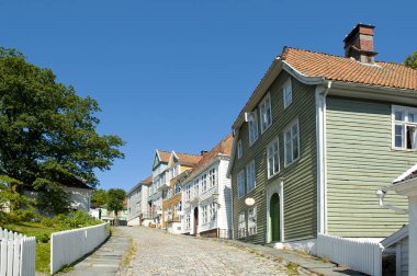 Bergen, Norveç - 20 Temmuz 2018: Gamle (eski) Bergen Müzesi - Açık Hava Müzesi ile bir küçük kasaba ömrü 18 ve 19 yüzyıl boyunca.