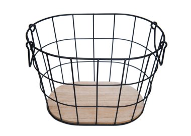Basket made metal ve ahşap beyaz arka plan üzerinde izole