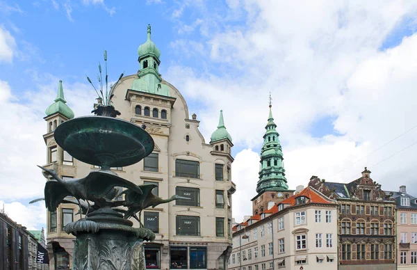 Copenhagen Dinamarca Julio 2014 Fuente Cigüeña Amagertorv Copenhague — Foto de Stock