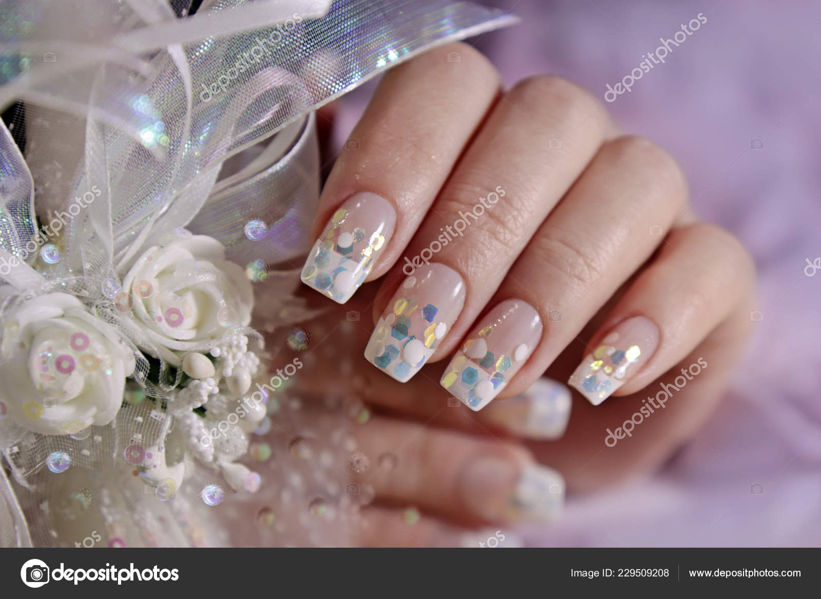 Negen Pittig Dijk French Wedding Manicure Translucent Glitters White Dots Close Nail Art  Stock Photo by ©marigo 229509208