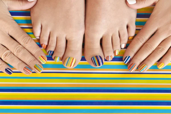 Colorful Manicure Short Nails Pedicure Striped Background Striped Design — Stock Photo, Image