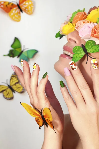 Summer Nail Design Stickers Butterflies Beautiful Smiling Girl Glasses — Stock Photo, Image