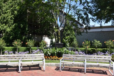 16 Haziran 2018 'de Boston, Massachusetts' teki Northeastern Üniversitesi 'nde Umut Ateşi. 1898 yılında kurulan özel bir araştırma üniversitesidir..