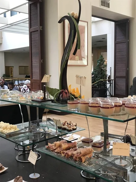 Boston Jun Chocolate Buffet Caf Fleuri Langham Hotel Boston Massachusetts — Stok Foto