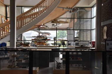 Oregon McMinnville Ağustos 21: Mcminnville, Oregon, 21 Ağustos 2018 üzerinde görüldüğü Evergreen Havacılık Müzesi. Bir dizi askeri ve sivil uçak ve uzay aracı görüntüler.