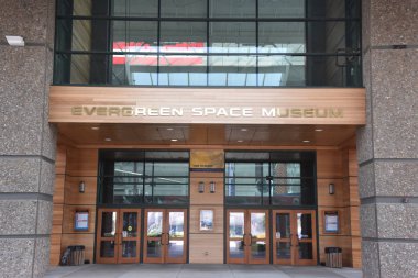 Oregon McMinnville Ağustos 21:, 21 Ağustos 2018 üzerinde görüldüğü gibi Oregon Mcminnville, Uzay Müzesi Evergreen. Bu 2008 yılında açılan sergi salonu ve Titan II ICBM ve uzay teknolojisi üzerinde duruluyor.