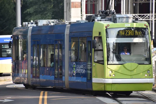 Portland Oregon Aug Max Light Rail Streetcars Portland Oregon Som — Stockfoto