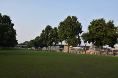 Portland, Oregon - Ağustos 21: Tom Mccall Waterfront Park Portland, Oregon, 21 Ağustos 2018 üzerinde görüldüğü gibi. Liman sürücü 1974 kaldırıldıktan sonra parkta 1978 yılında halka açıldı.