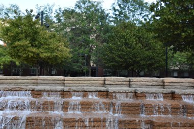 Portland, Oregon Ağustos 24: Jamison Portland, Oregon, 24 Ağustos 2018 üzerinde görüldüğü gibi meydanda. 3.6 milyon dolar, parkta tasarlanmış ve belediye başkanı Vera Katz 12 yıllık görev süresi boyunca inşa.