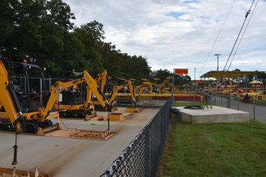 Batı Berlin, Nj - Eyl 22: Diggerland ABD, Kuzey Amerika'da nerede çocuklar ve aileleri gerçek makine, Batı Berlin, New Jersey, Eyl 22, 2018 görüldüğü gibi çalışabilir tek inşaat temalı macera parkı.