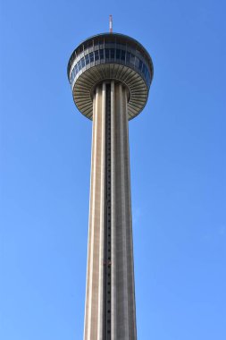 San Antonio, Tx - Eki 14: Tower of the Americas in San Antonio, Teksas, 14 Ekim 2018 tarihinde görüldüğü gibi. Kule San Antonio mimar O'Neil Ford tarafından tasarlanmış ve tema yapısı olarak inşa edilmiştir 1968 Dünya Fuarı, Hemisfair '68.