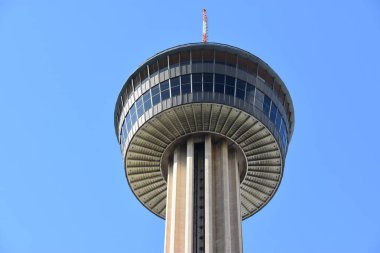 San Antonio, Tx - Eki 14: Tower of the Americas in San Antonio, Teksas, 14 Ekim 2018 tarihinde görüldüğü gibi. Kule San Antonio mimar O'Neil Ford tarafından tasarlanmış ve tema yapısı olarak inşa edilmiştir 1968 Dünya Fuarı, Hemisfair '68.