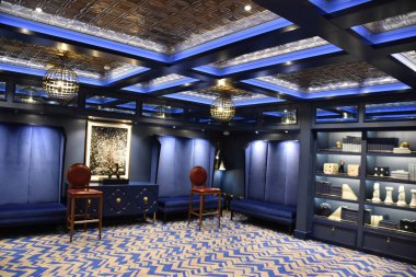 SAN DIEGO, CA - OCT 24: Norveç Bliss yolcu gemisi, 24 Ekim 2018 'de görüldüğü üzere San Diego, Kaliforniya' ya yanaştı. 21 Nisan 2018 'de hizmete girdi..