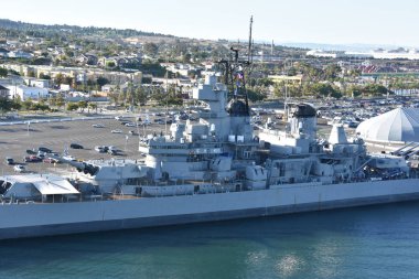 San Pedro, Kaliforniya - Eki 20: Uss Iowa (Bb-61) San Pedro, Kaliforniya, 19 Ekim 2018 tarihinde görüldüğü gibi. Şimdi müze Pasifik Zırhlı Merkezi'nin yönetimi ve kontrolü altında çalıştırılır.