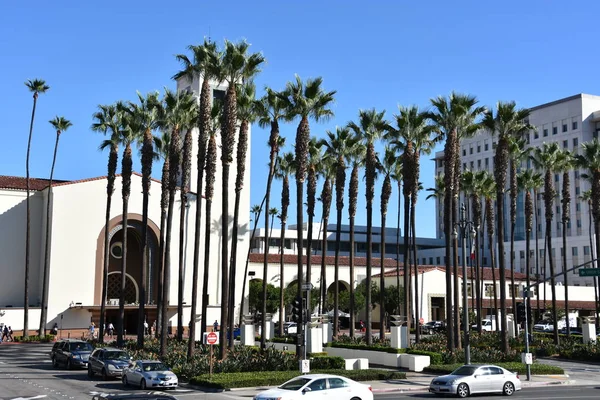 カリフォルニア州ロサンゼルス 10月18日 2018年10月18日に見られるように カリフォルニア州ロサンゼルスのユニオンステーション それは1939年に建てられ まだ店 飲食店 待合所を持つ主要な鉄道ハブです — ストック写真