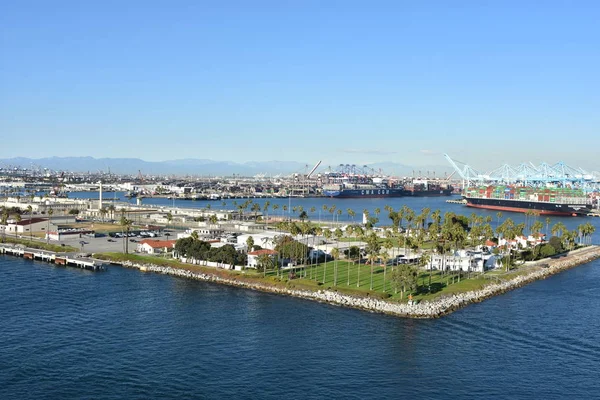 San Pedro, Ca - Eki 20: Los Angeles San Pedro Limanı, Kaliforniya, görüldüğü gibi 20 Ekim 2018. Bölge, balıkçılık endüstrisinin hakimiyetinden los angeles şehrinde öncelikle işçi sınıfı topluluğu haline geldi..