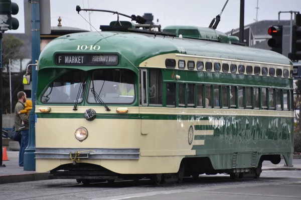 旧金山 Oct 加利福尼亚州旧金山市的历史电车 2018年10月22日拍摄 — 图库照片