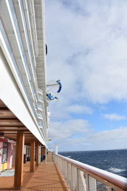 Long Beach, California - Eki 23: 23 Ekim 2018 tarihinde görüldüğü gibi, Kaliforniya kıyılarında seyir Norveç Bliss yolcu gemisinden görünüm. Gemi 21 Nisan 2018 tarihinde hizmete girdi.