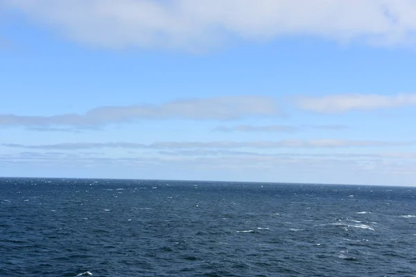 Uitzicht Oceaan Vanaf Een Cruiseschip — Stockfoto