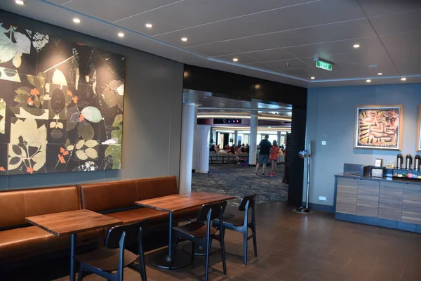 San Diego Oct Starbucks Cafe Norwegian Bliss Cruise Ship Docked — Stock Photo, Image