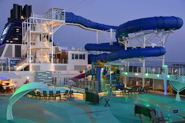 San Diego Oct Pool Deck Norwegian Bliss Cruise Ship Docked — Stock Photo, Image