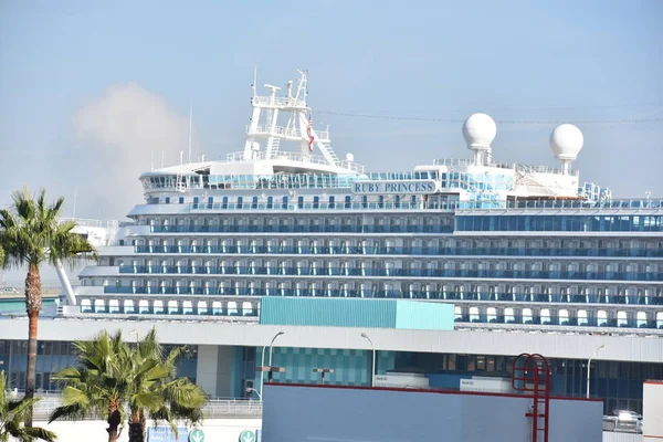 Ekim 2018 Long Beach Kaliforniya Demirleyen Prenses Cruises Ait Ruby — Stok fotoğraf