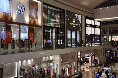 Dubai, Bae - 7 Aralık: Festival Centre Mall, Dubai, Bae, 7 Aralık 2018 tarihinde görüldüğü gibi. Dubai Festival City, Orta Doğu'nun en büyük karma kullanımlı geliştirme.