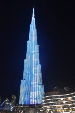Dubai, Bae - 8 Aralık: Led ışıkları Dubai, Bae'deki Burç Halife'de gösteriş, 8 Aralık 2018'de görüldüğü gibi.