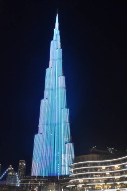 Dubai, Bae - 8 Aralık: Led ışıkları Dubai, Bae'deki Burç Halife'de gösteriş, 8 Aralık 2018'de görüldüğü gibi.