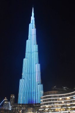 Dubai, Bae - 8 Aralık: Led ışıkları Dubai, Bae'deki Burç Halife'de gösteriş, 8 Aralık 2018'de görüldüğü gibi.