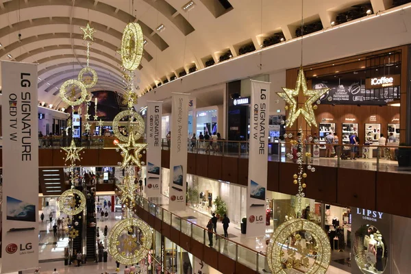 Dubai Uae Dec Weihnachtliches Dekor Dubai Mall Dubai Uae Gesehen — Stockfoto