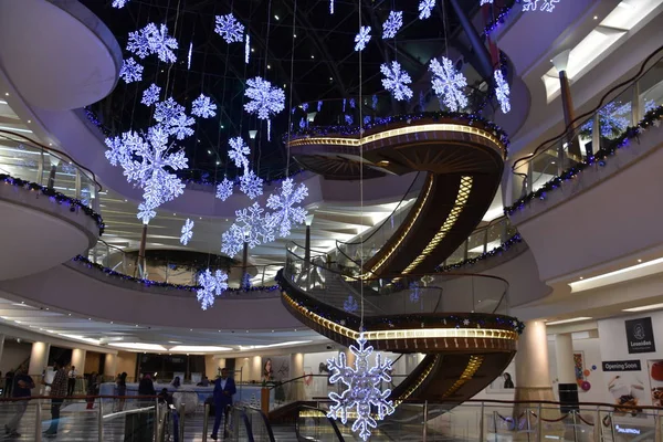 Dubai Emirados Árabes Unidos Dec Decoração Natal Burjuman Shopping Center — Fotografia de Stock