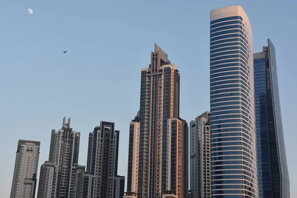 ドバイ アラブ首長国連邦 12月19日 2018年12月19日 アラブ首長国連邦のドバイのシェイク ザイード ロードの超高層ビルの眺め シェイク ザイード ロード — ストック写真