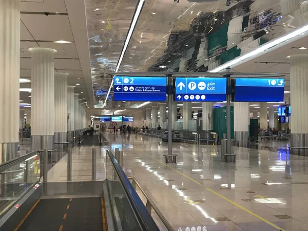 Dubai Bae Aralık Terminal Emirates Işlek Havaalanlarından Biri Olan Dubai — Stok fotoğraf