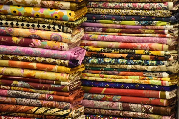 Stacks Beautiful Colorful Embroidered Cloth — Stock Photo, Image