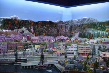 New York, New York - 14 Nisan 2019 'da görüldüğü gibi Manhattan, New York' taki Gullivers Gate. Teknolojik olarak gelişmiş, etkileşimli ve minyatür bir dünya..