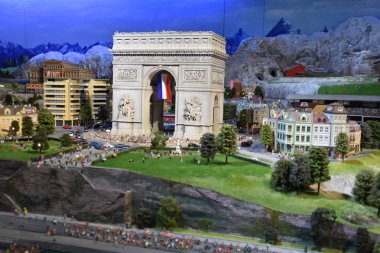 New York, New York - 14 Nisan 2019 'da görüldüğü gibi Manhattan, New York' taki Gullivers Gate. Teknolojik olarak gelişmiş, etkileşimli ve minyatür bir dünya..