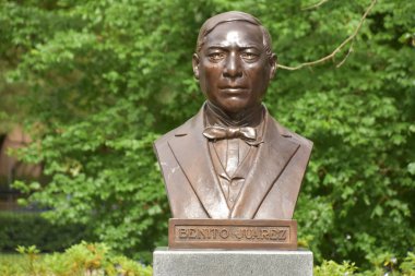 Benito Juarez, Hawkins Heykel Yürüyüşü 'nde McGovern Centennial Bahçeleri' nde, Hermann Park, Houston, Teksas, 18 Nisan 2019 'da görüldüğü gibi..