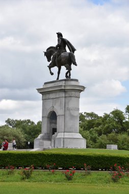18 Nisan 2019 'da Houston, Teksas' taki Hermann Park 'taki Sam Houston Anıtı. 